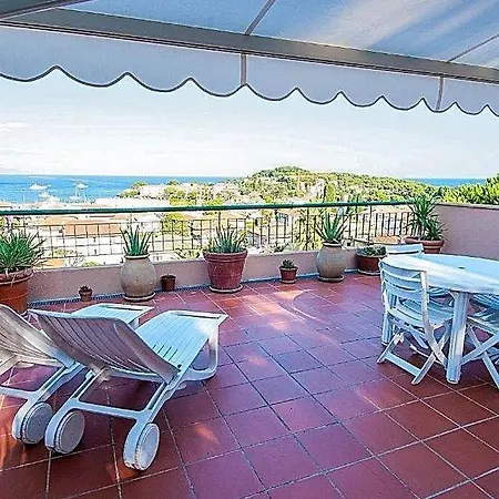 Amazing Sea View With Private Close Parking *