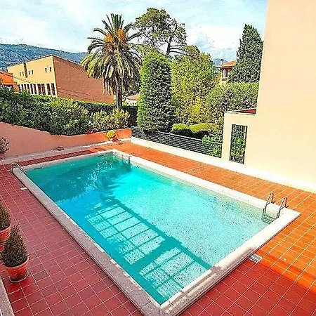 Amazing Sea View With Private Close Parking *