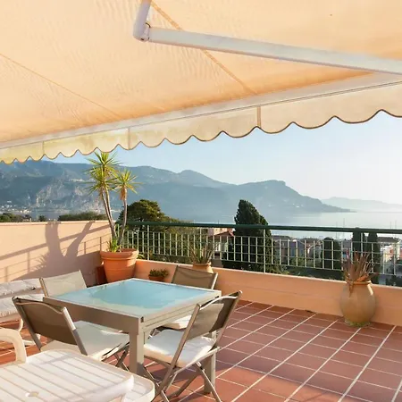 Amazing Sea View With Private Close Parking *